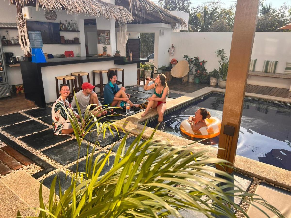 פוארטו אסקונדידו Punta Kai Hotel & Hostal מראה חיצוני תמונה