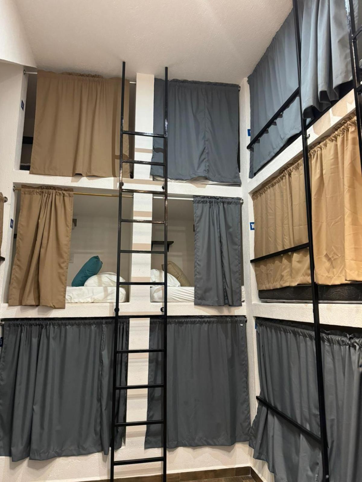 פוארטו אסקונדידו Punta Kai Hotel & Hostal מראה חיצוני תמונה